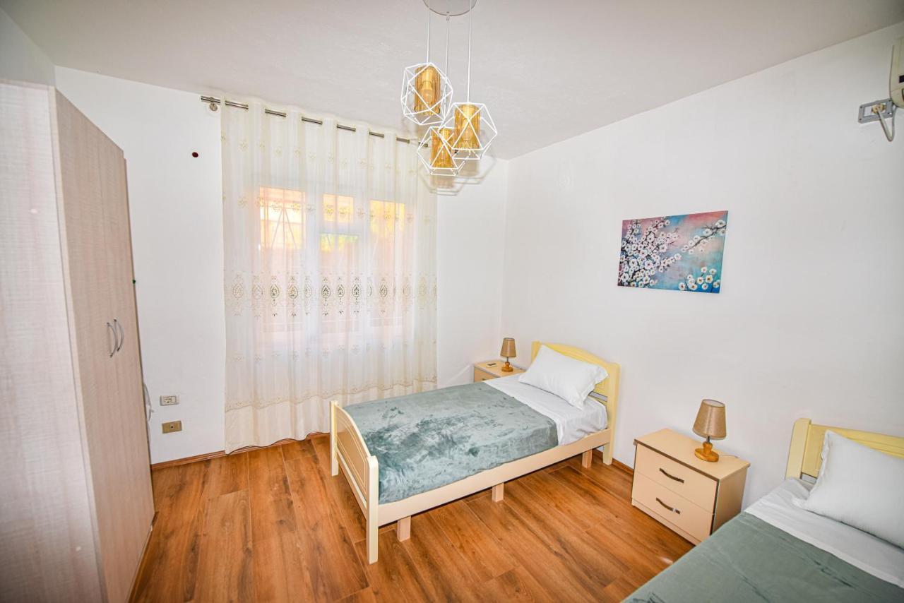 Villa Alba Shkoder Luaran gambar