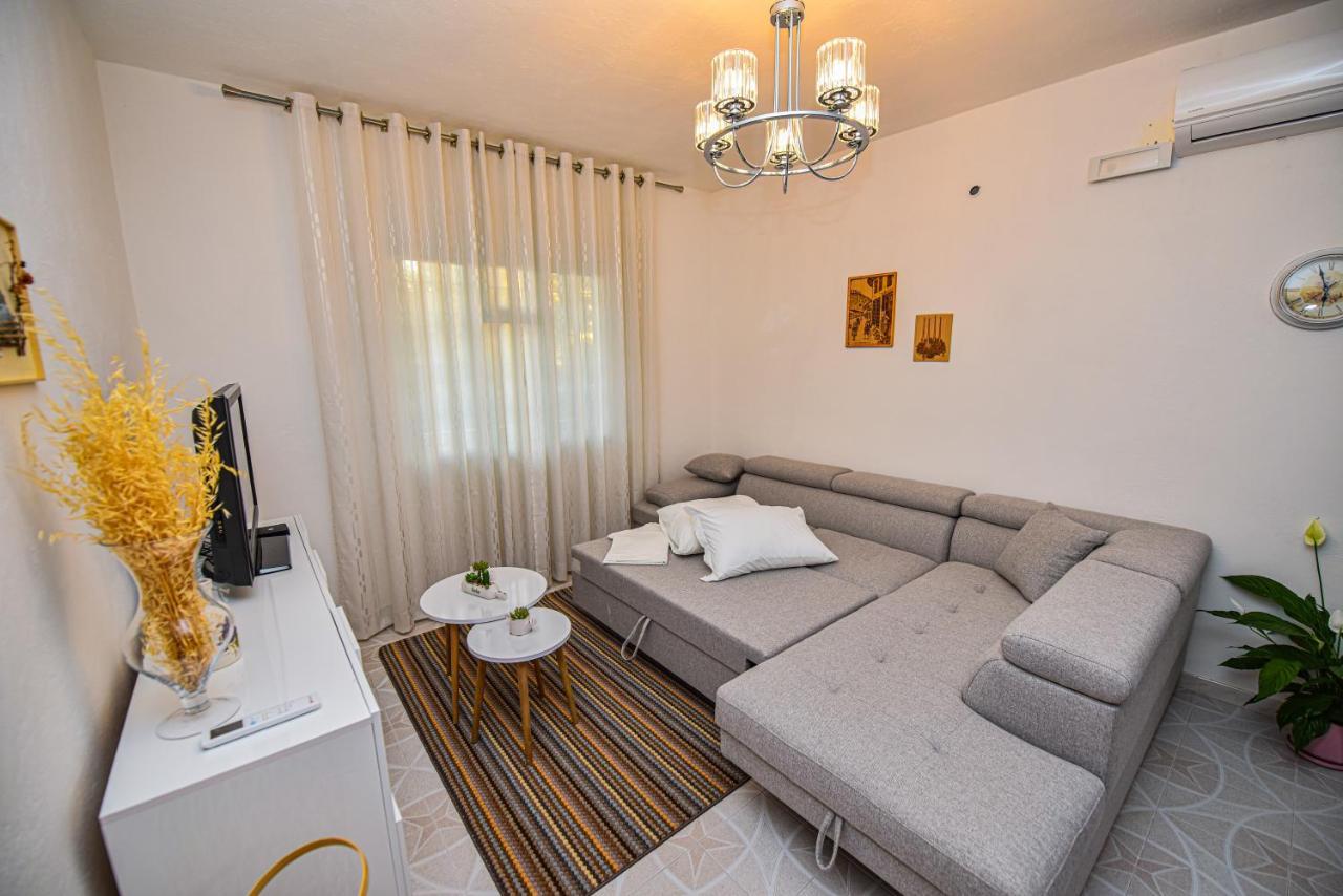 Villa Alba Shkoder Luaran gambar