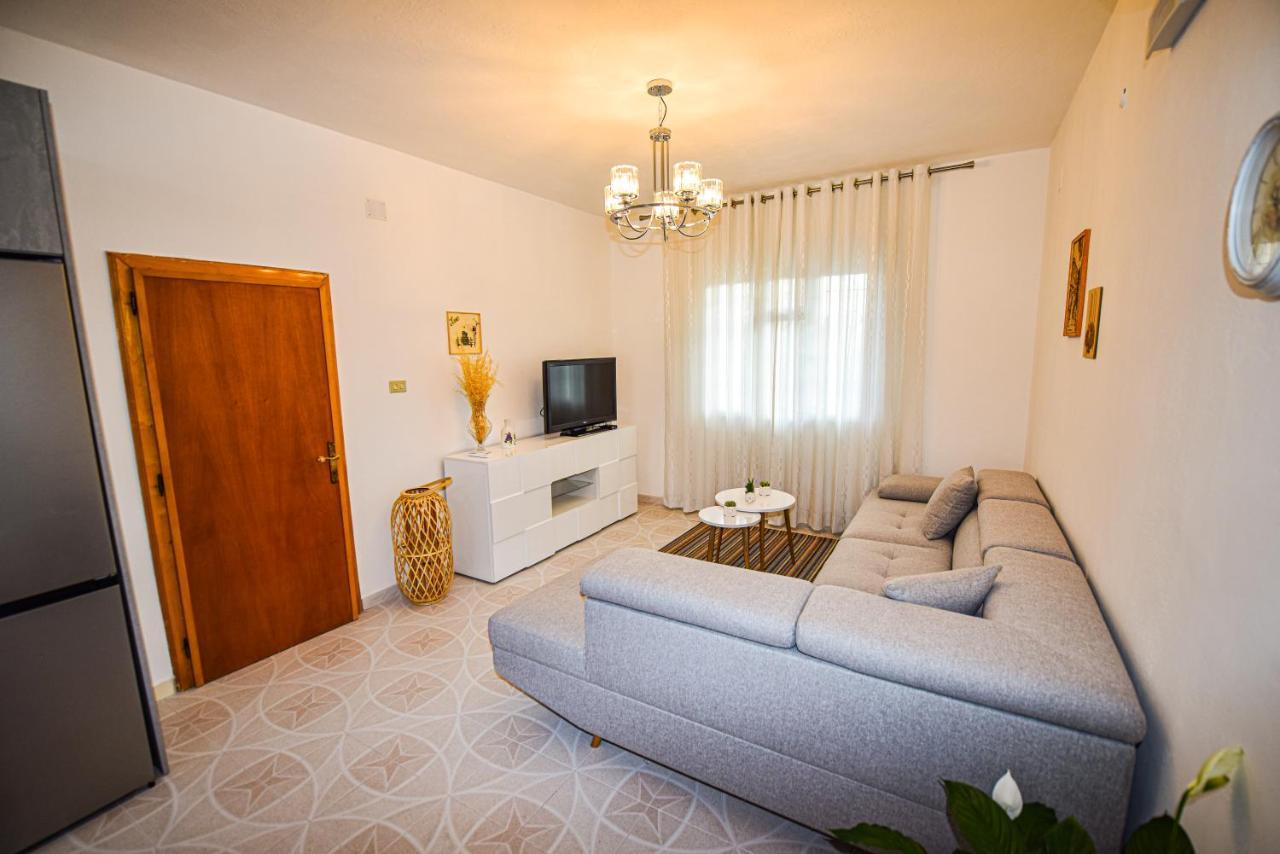 Villa Alba Shkoder Luaran gambar