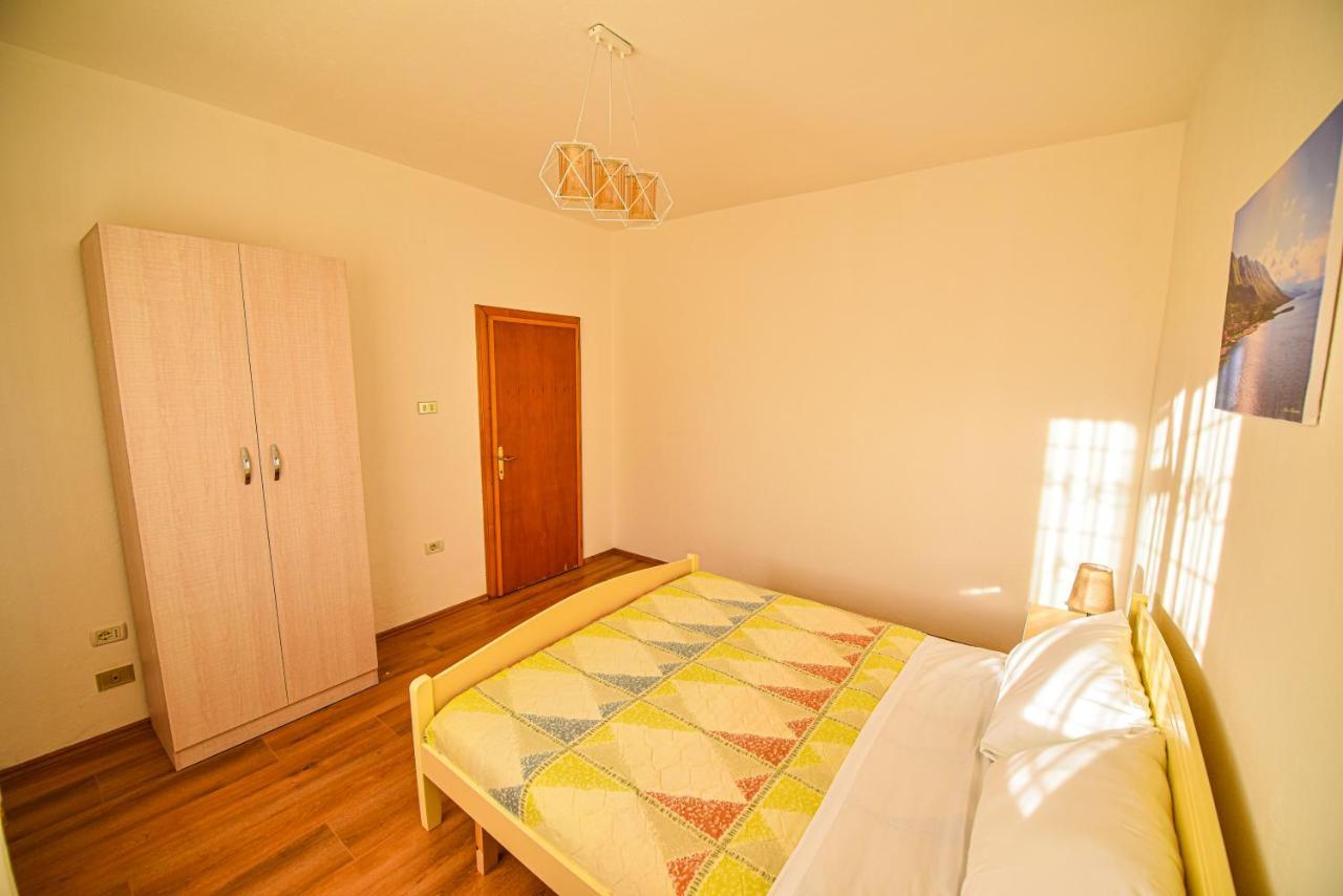 Villa Alba Shkoder Luaran gambar